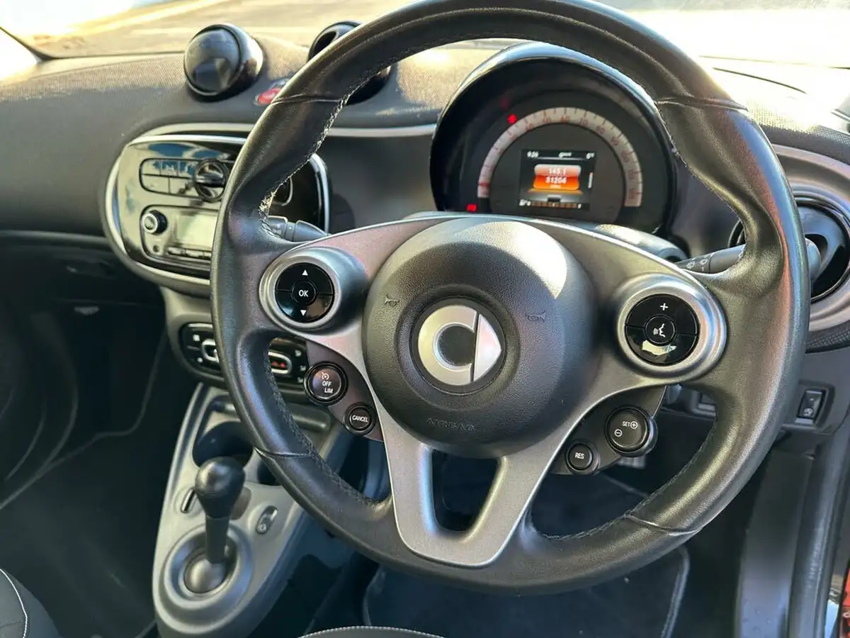 2015-smart-fortwo-10-passion-ss-twinamic-big-8