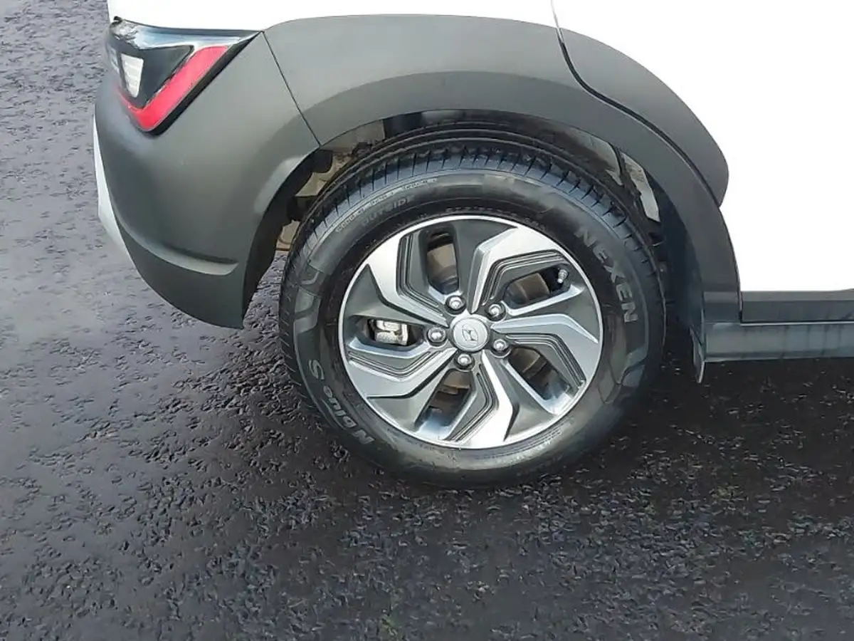 2021-hyundai-kona-16-gdi-se-connect-big-16