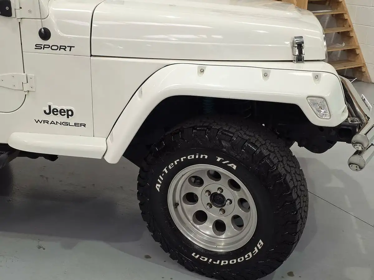 2005-jeep-wrangler-40-sport-big-26