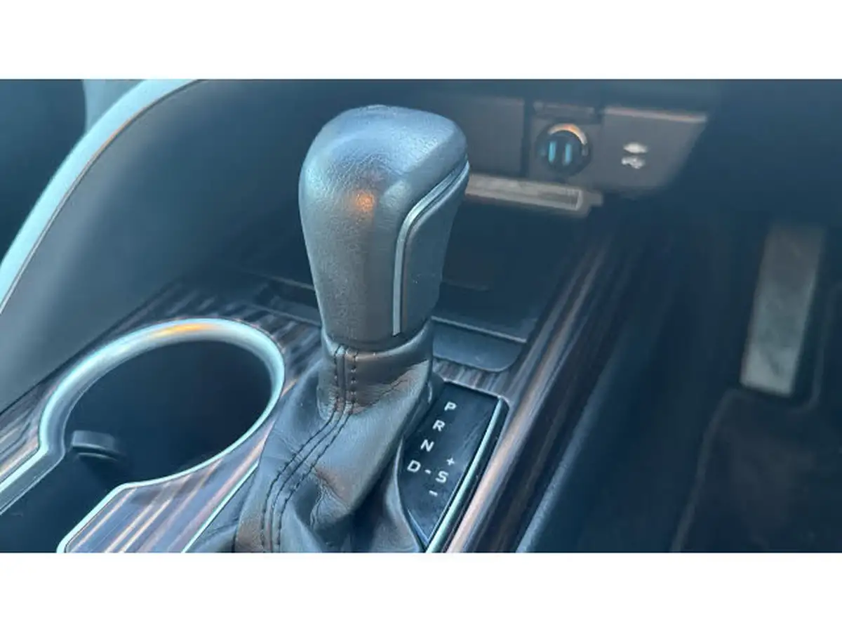 2020-toyota-camry-25-vvt-i-excel-big-12