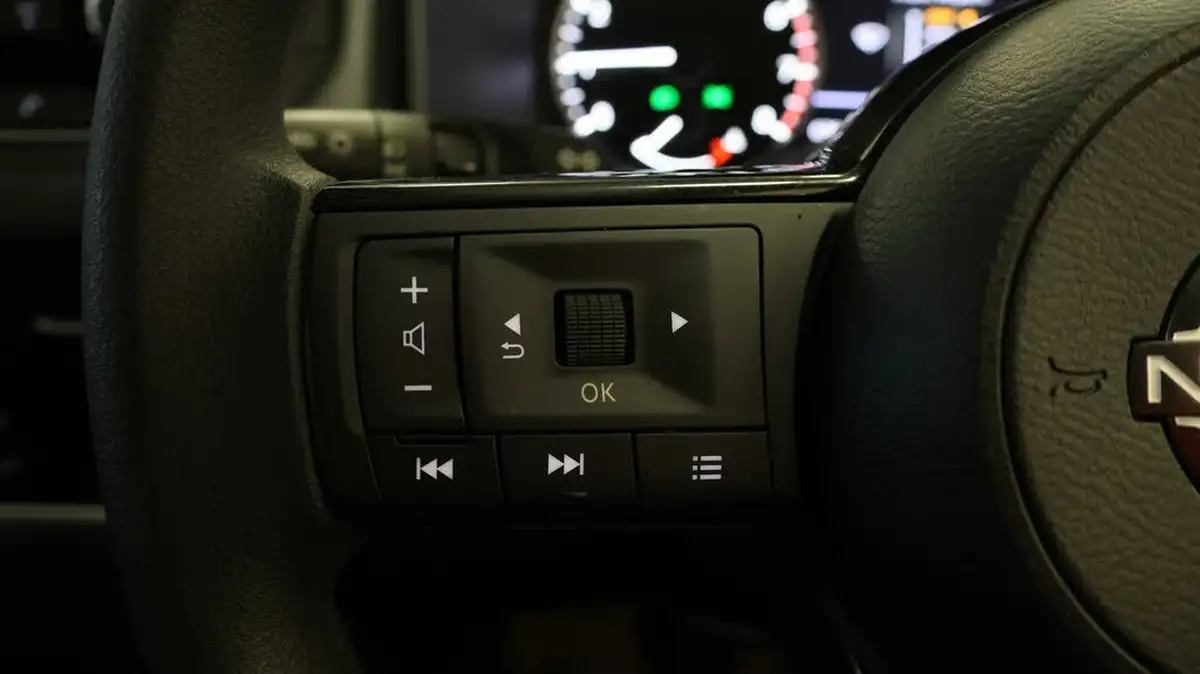 2021-nissan-qashqai-13-dig-t-visia-big-20