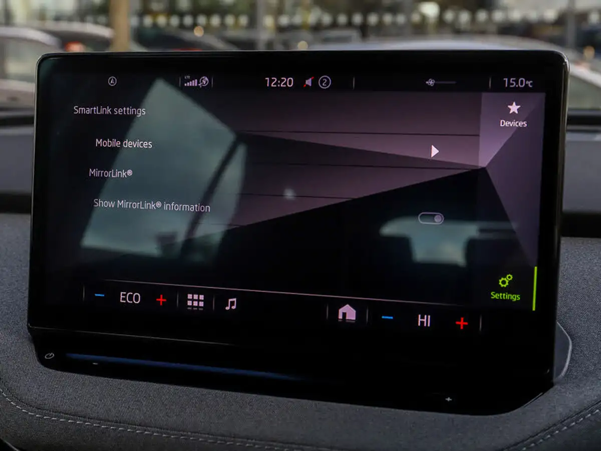 2022-skoda-enyaq-e-80-82-kwh-big-17