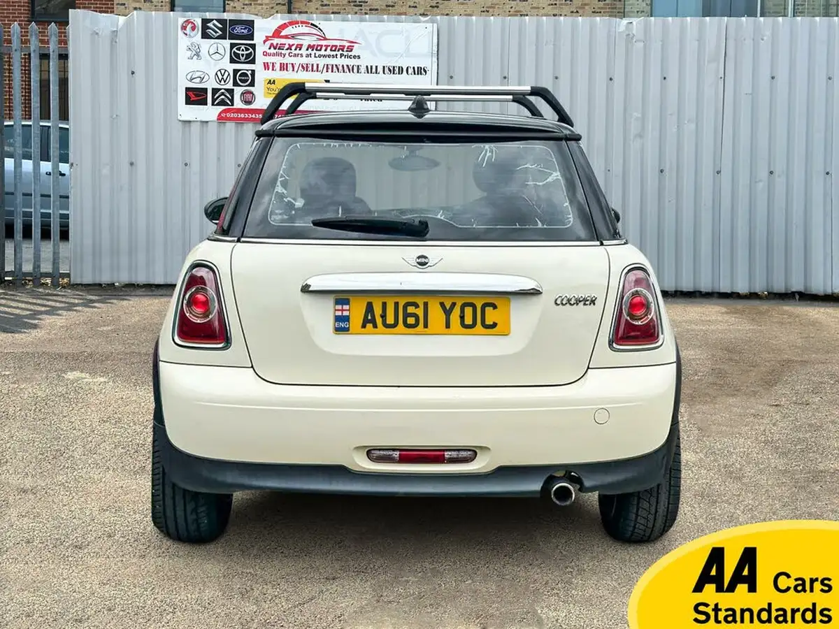 2011-mini-cooper-16-cooper-122bhp-hatchback-3d-big-8
