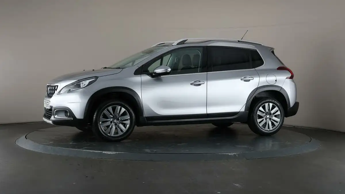 2019-peugeot-2008-suv-12-puretech-allure-82bhp-big-30