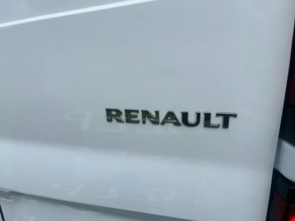 2017-renault-trafic-16dci-sl27-125-business-energy-125-e6-panel-van-big-14