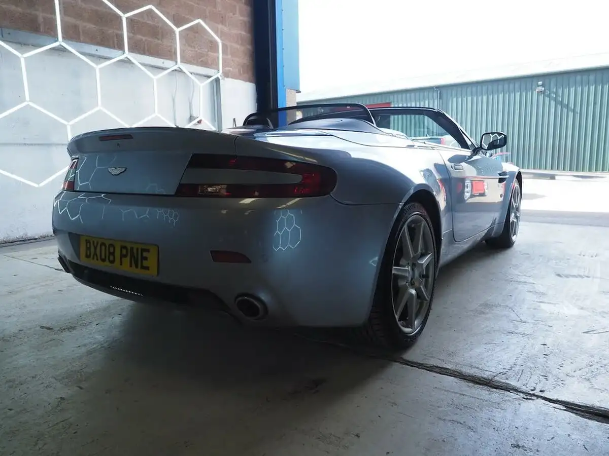 2008-aston-martin-vantage-43-convertible-sportshift-big-13