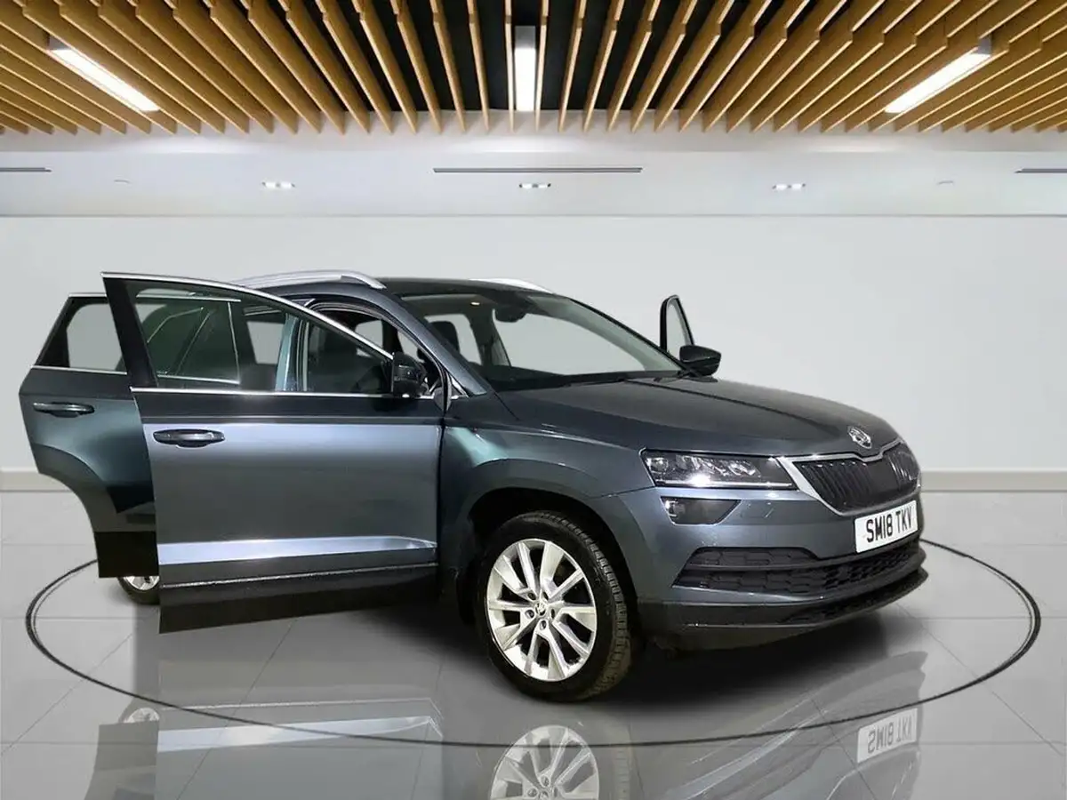 2018-skoda-karoq-16tdi-se-l-ss-1598cc-big-9