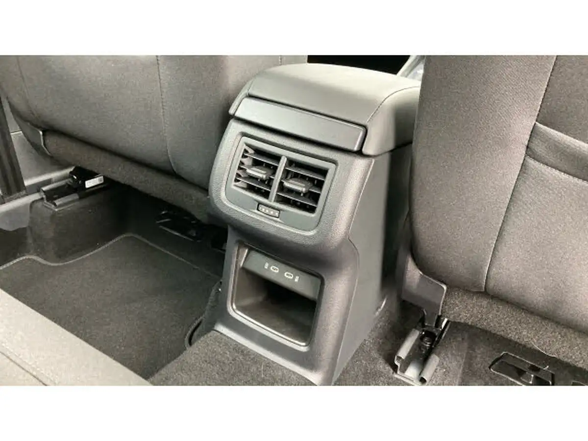 2023-seat-ateca-15-ecotsi-se-technology-dsg-big-29