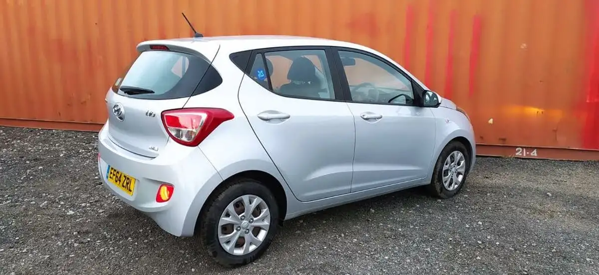 2014-hyundai-i10-12-se-big-51