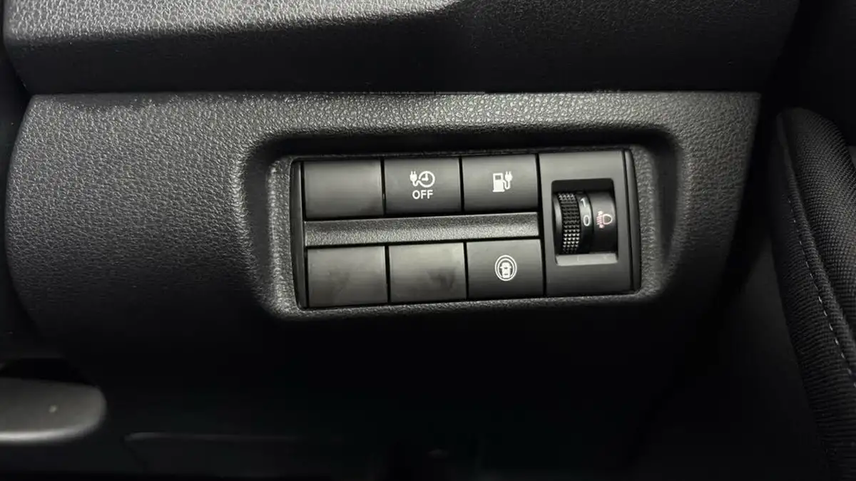 2023-nissan-leaf-e-acenta-39kwh-big-20