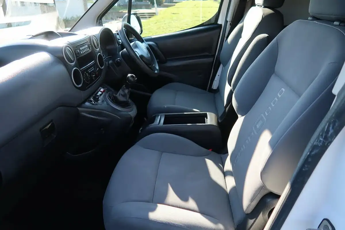 2016-citroen-berlingo-16td-l2-725-x-16hdi-90-big-25