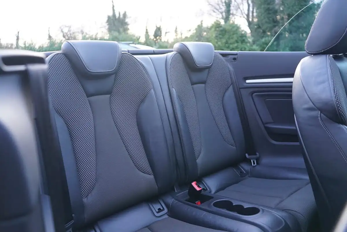 2015-audi-a3-cabriolet-20-tdi-s-line-150ps-big-61
