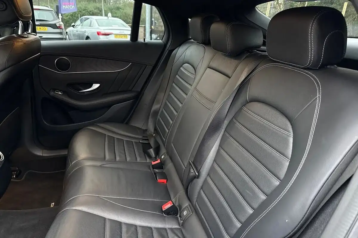 2020-mercedes-benz-glc-class-20d-glc300d-amg-line-premium-coupe-4d-big-13
