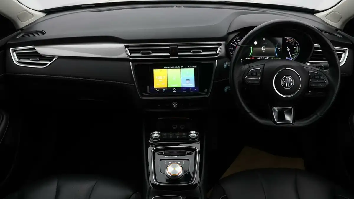 2022-mg-mg5-e-exclusive-ev-long-range-big-12