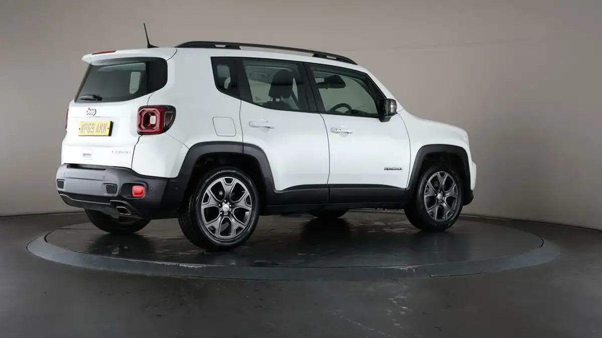 2019-jeep-renegade-10-gse-limited-big-7