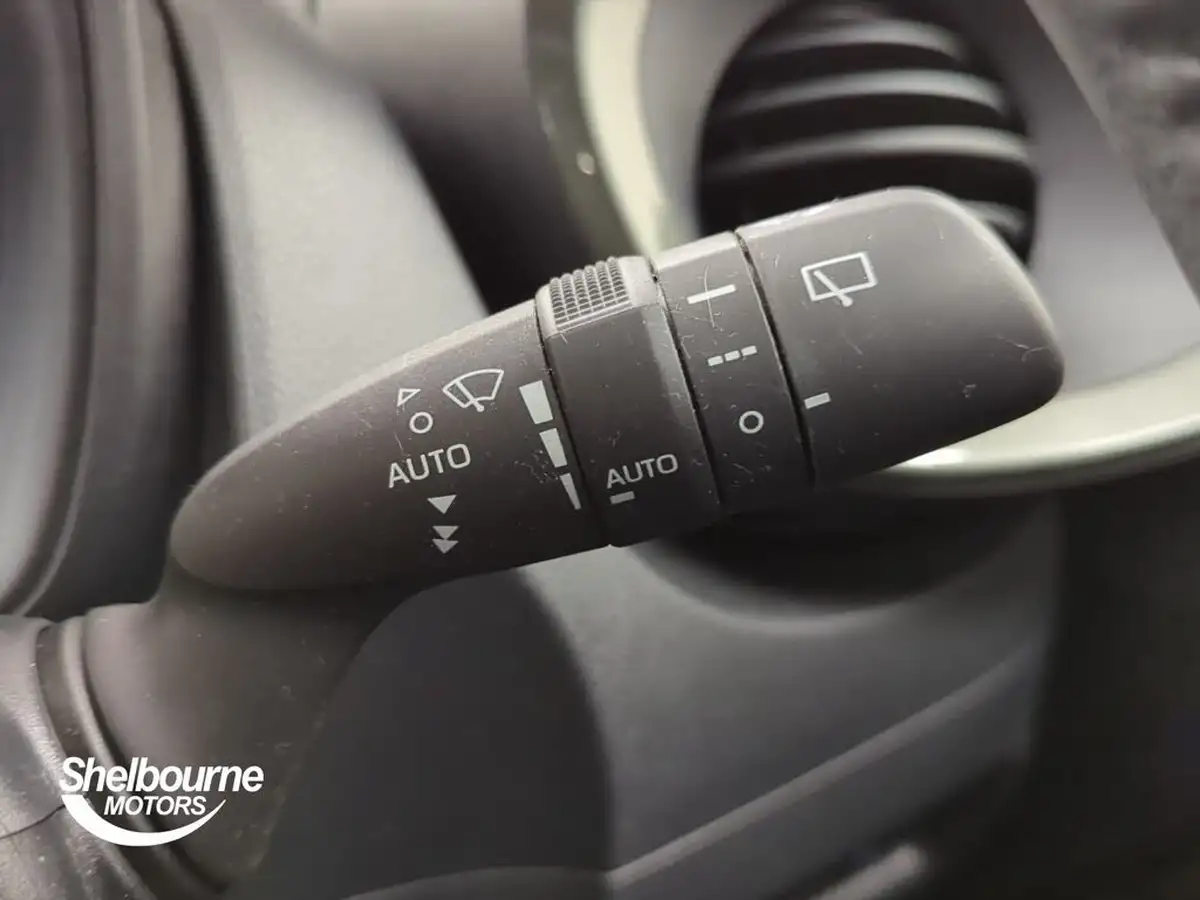 2022-toyota-aygo-x-10-vvt-i-edge-big-25