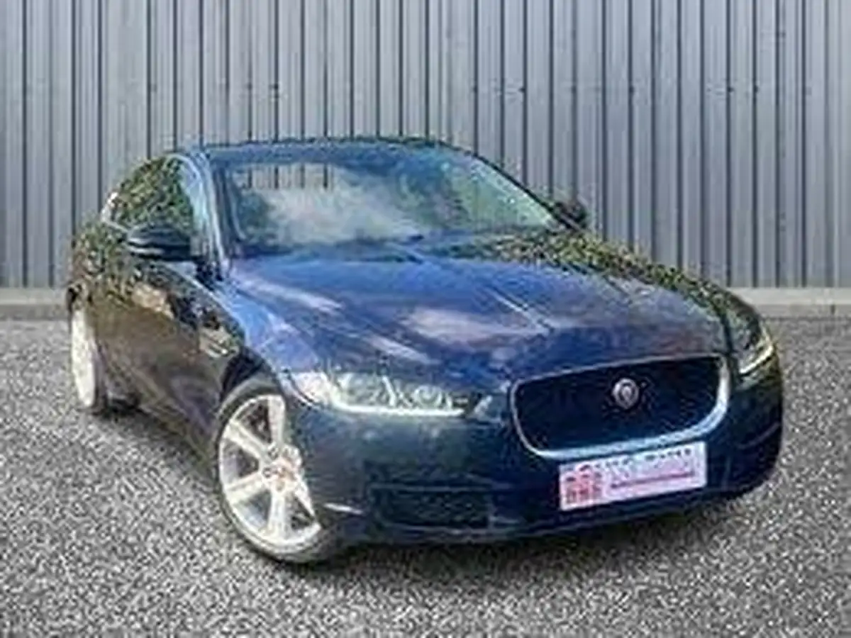 2015-jaguar-xe-20td-portfolio-180ps-auto-big-0