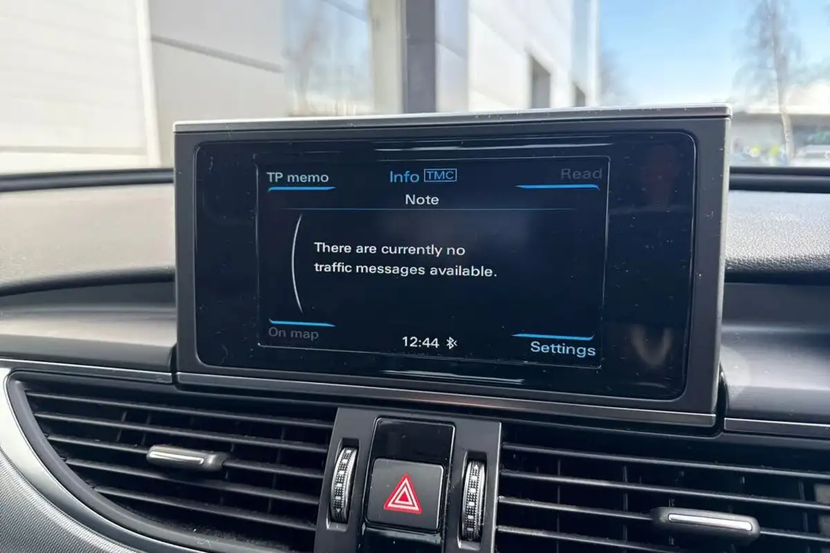 2018-audi-a6-avant-20-tdi-quattro-se-executive-big-42