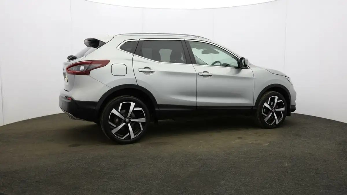 2021-nissan-qashqai-13-dig-t-n-motion-140ps-big-55