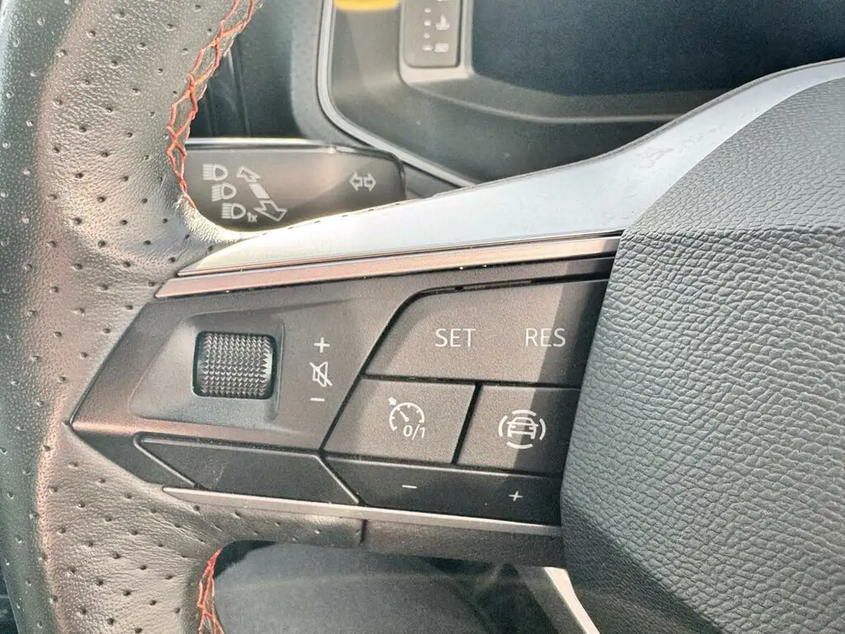 2023-seat-arona-10-tsi-fr-sport-big-24