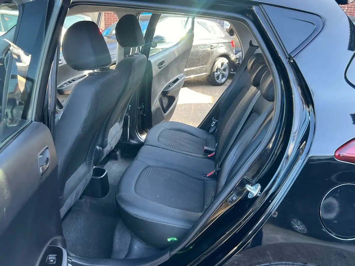 2019-hyundai-i10-10-se-67ps-big-4