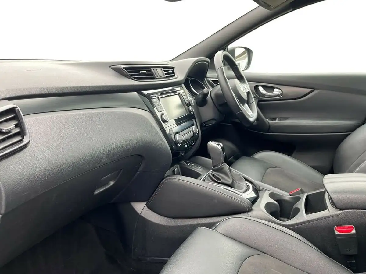2020-nissan-qashqai-13-dig-t-n-tec-160ps-propilotglass-dct-big-6