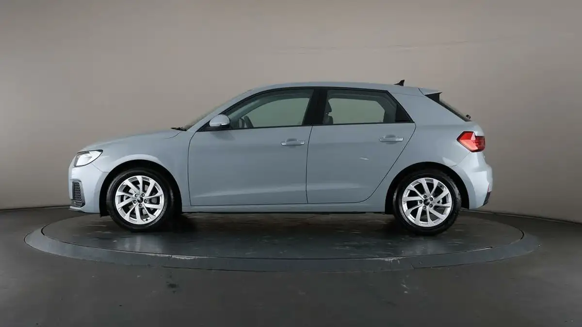 2022-audi-a1-10-30-tfsi-sport-s-tronic-big-4