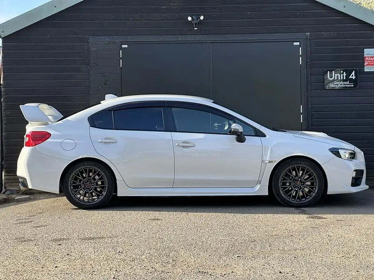 2014-subaru-wrx-25-sti-type-uk-big-1