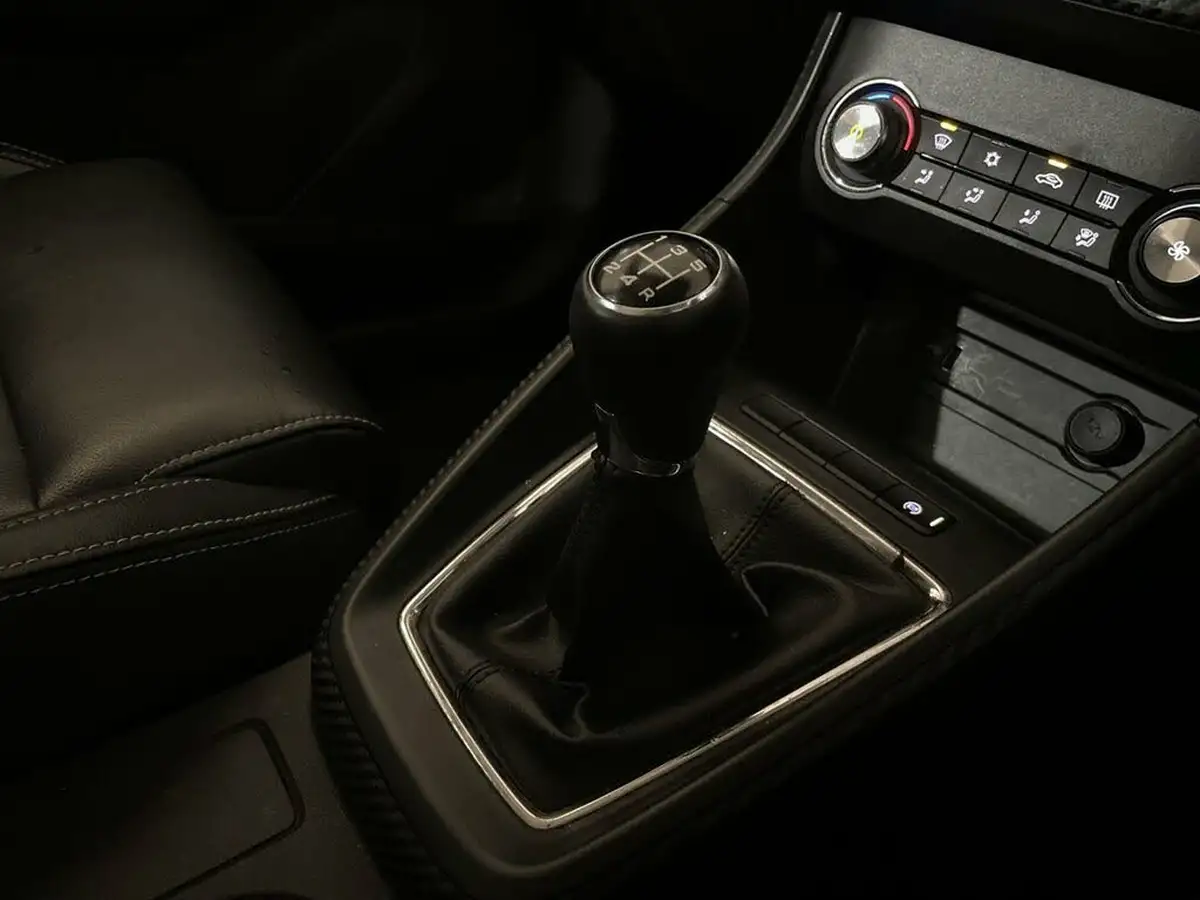 2019-mg-zs-suv-15-vti-tech-exclusive-105bhp-big-31