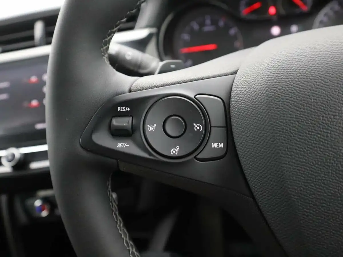 2023-vauxhall-corsa-12-turbo-design-auto-big-31