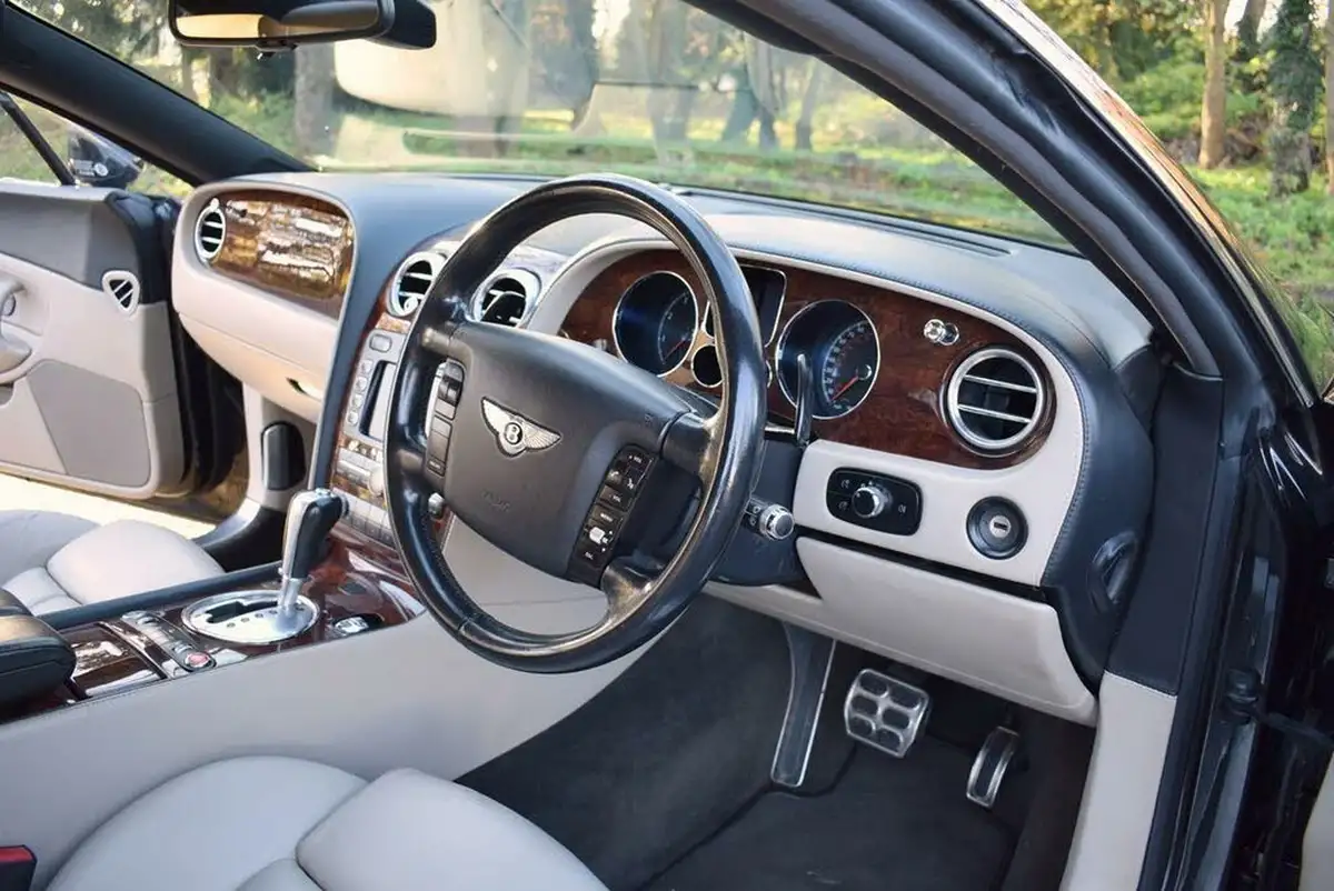 2004-bentley-continental-60-gt-big-10