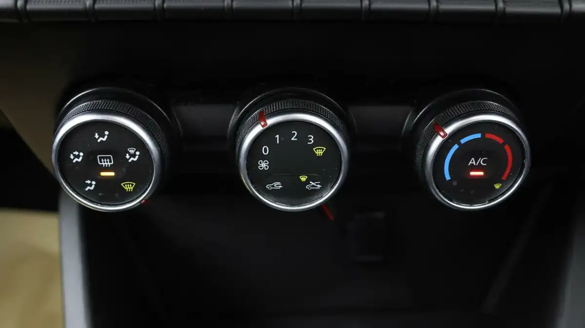 2018-dacia-duster-16-sce-comfort-big-11