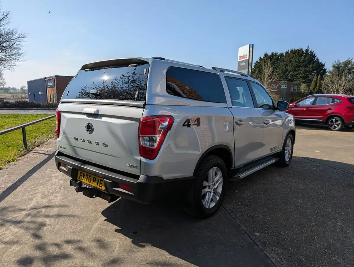 2020-kgm-ssangyong-musso-22td-rebel-eu6-big-9