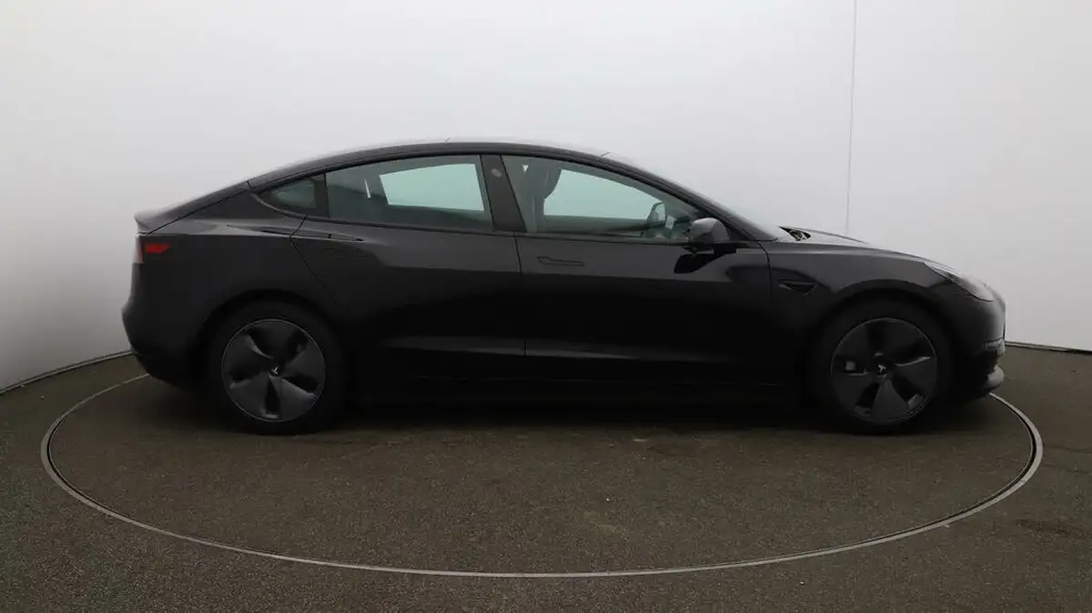 2021-tesla-model-3-e-long-range-4x4-big-46