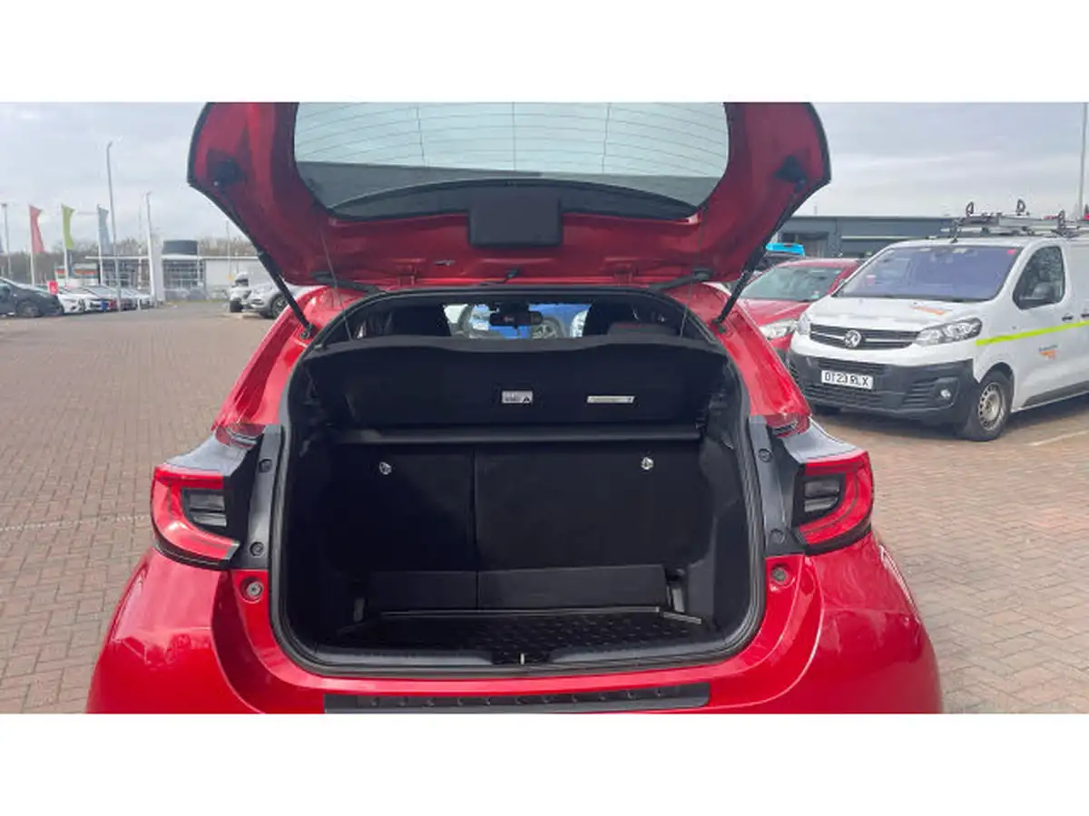2023-toyota-yaris-15-vvt-i-gr-sport-114bhp-big-3