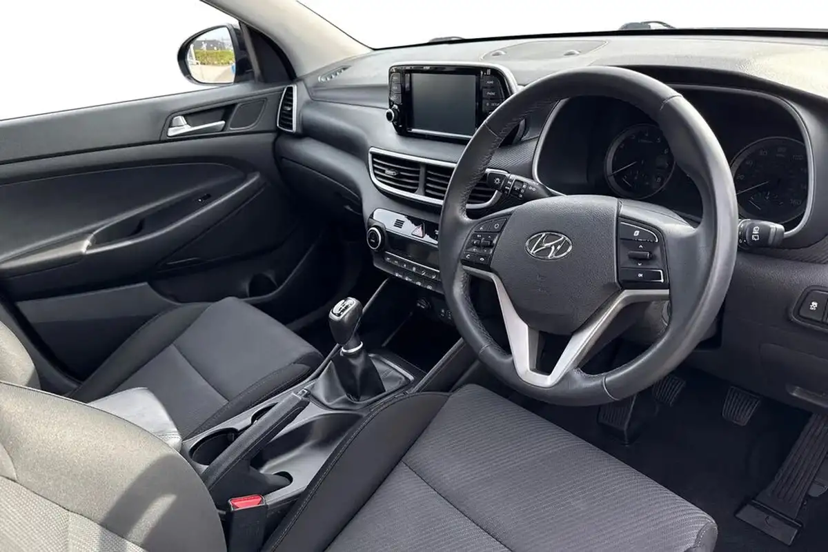 2018-hyundai-tucson-16-gdi-s-connect-big-13