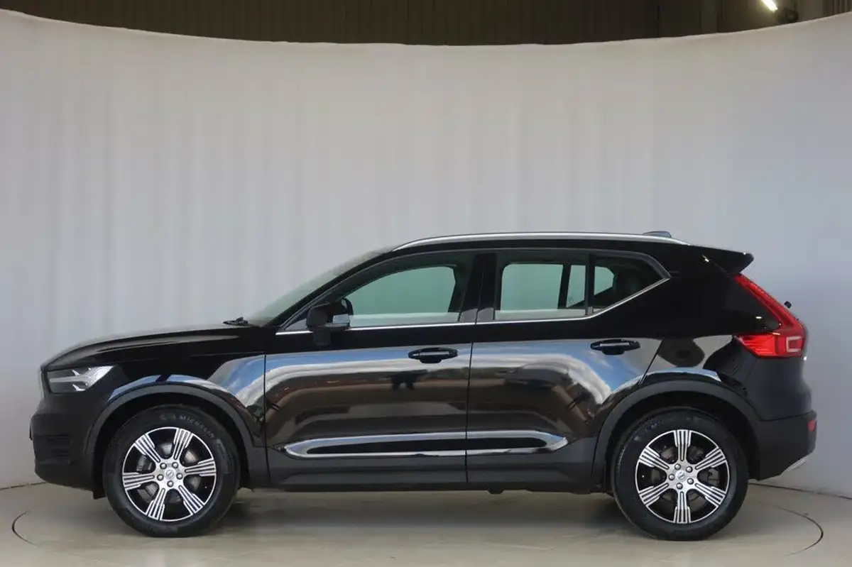 2022-volvo-xc40-20-b4-inscription-big-15