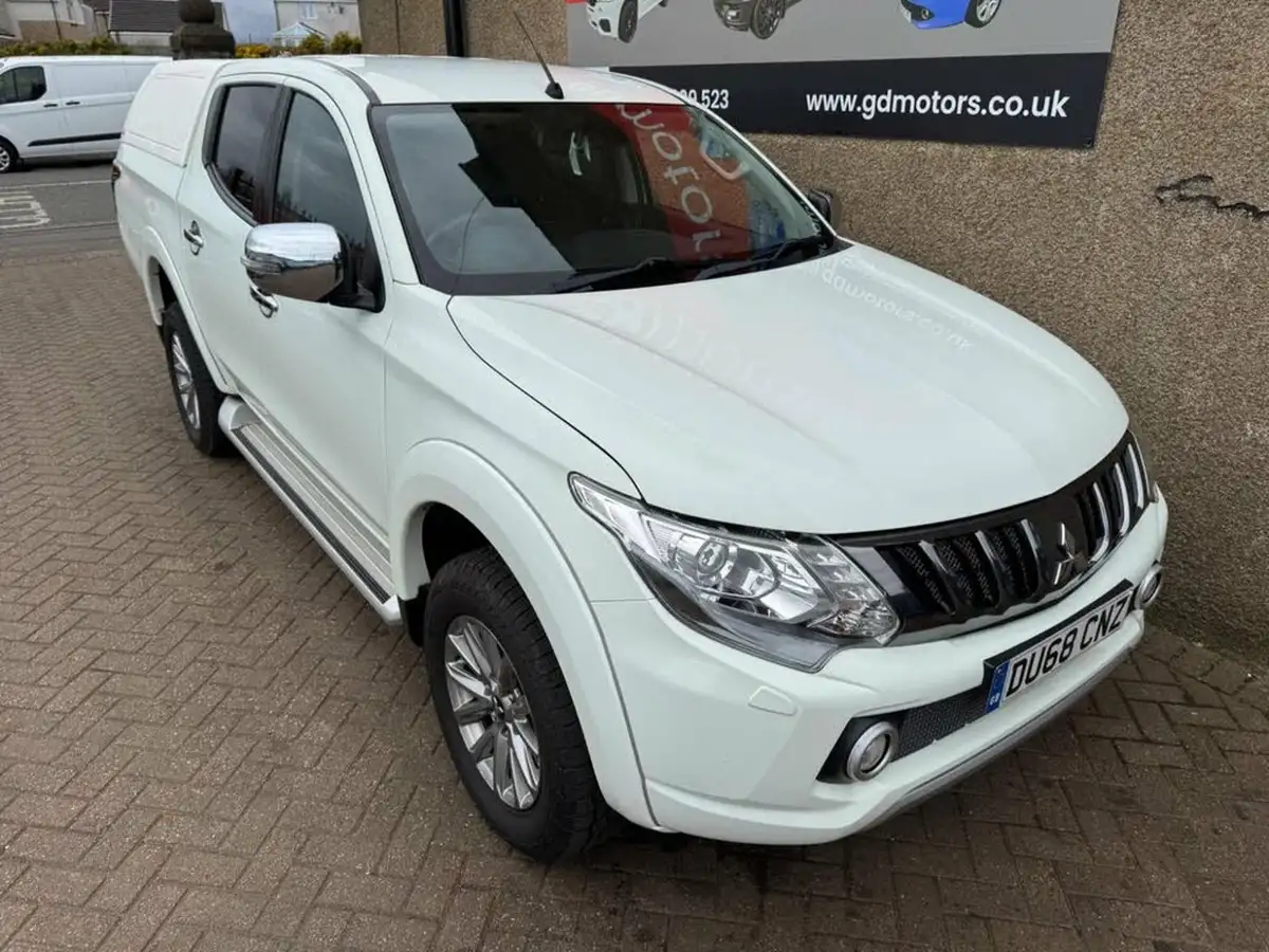 2018-mitsubishi-l200-24di-d-barbarian-eu6-big-7
