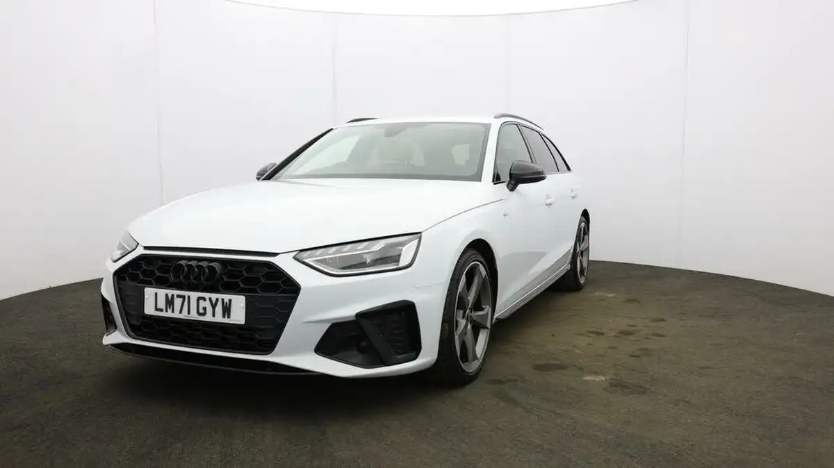 2021-audi-a4-avant-20-35-tfsi-black-edition-big-32
