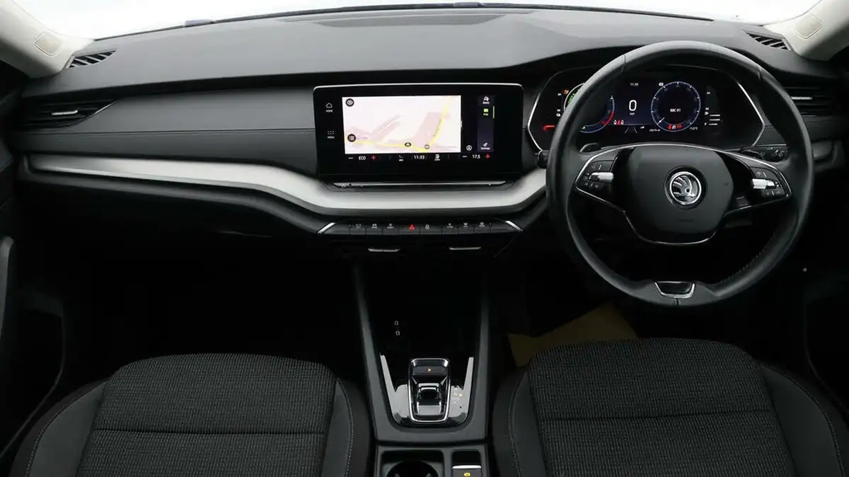 2021-skoda-octavia-14-tsi-se-technology-hatchback-big-8