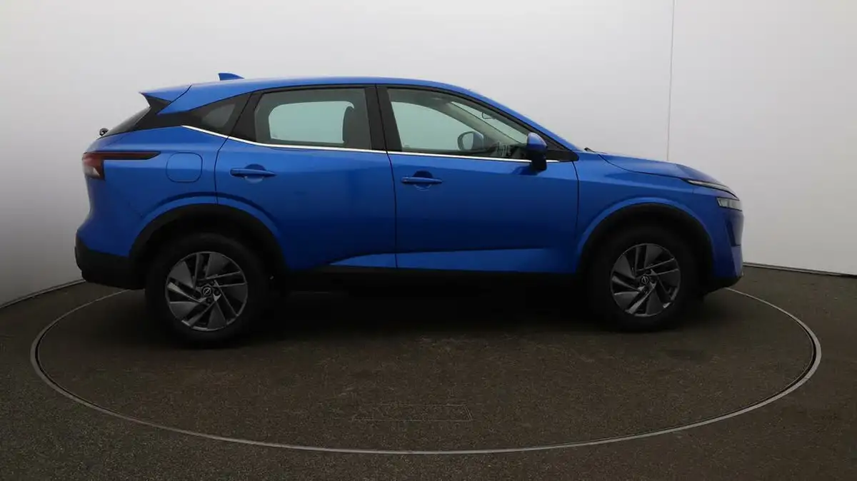 2023-nissan-qashqai-13-dig-t-acenta-premium-140ps-big-8