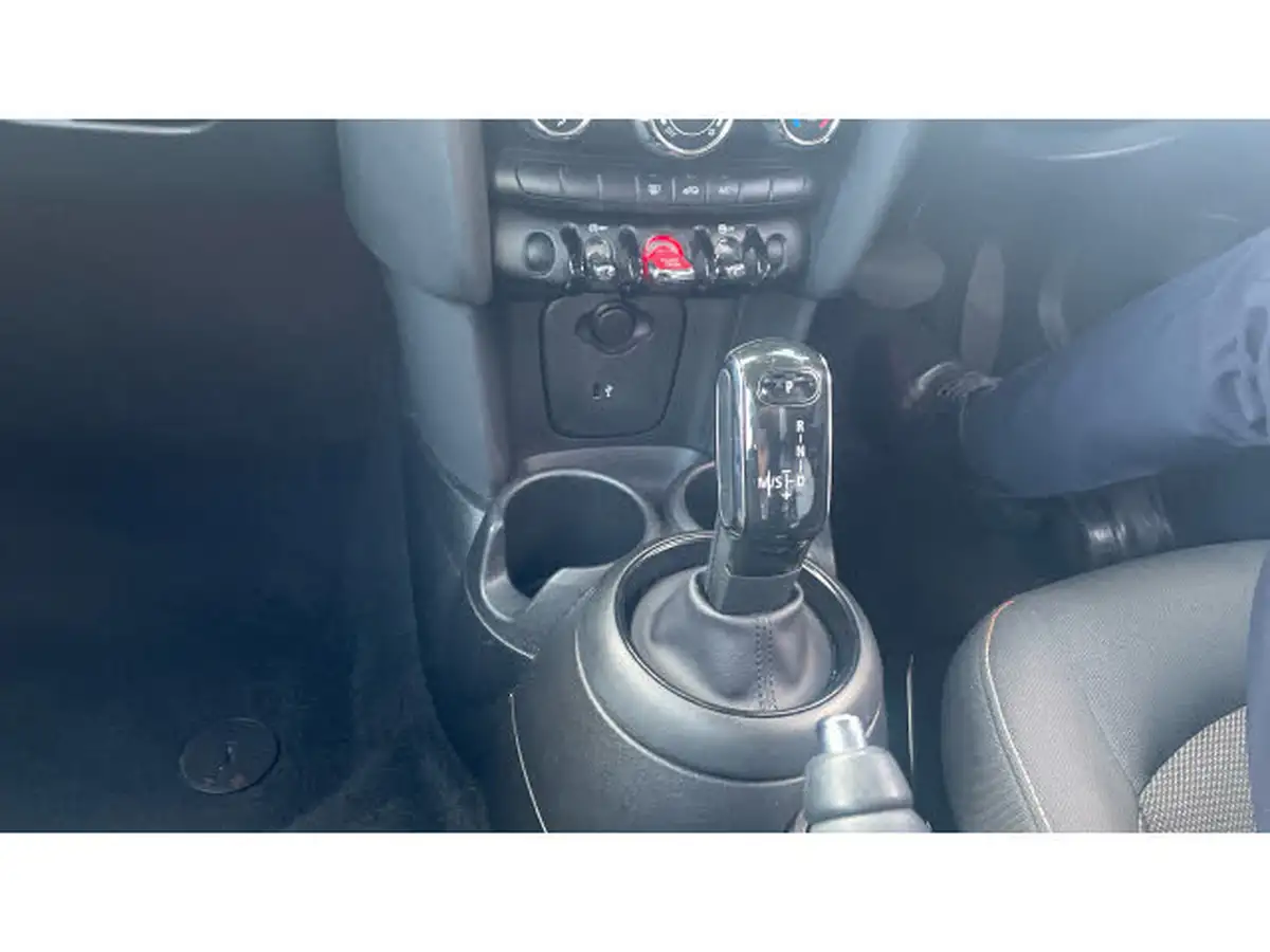 2019-mini-cooper-15-cooper-classic-hatchback-5d-auto-big-12