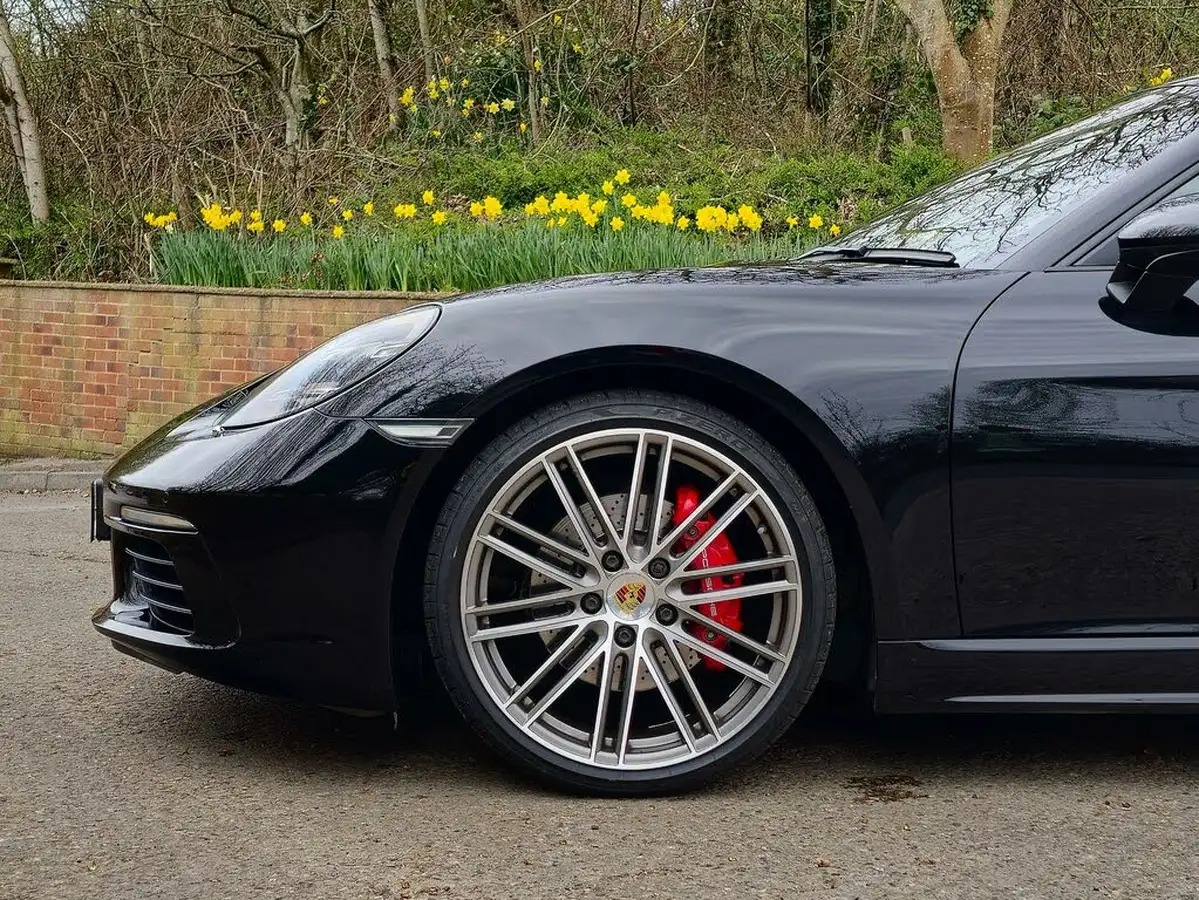 2017-porsche-cayman-718-25-cayman-s-pdk-big-10