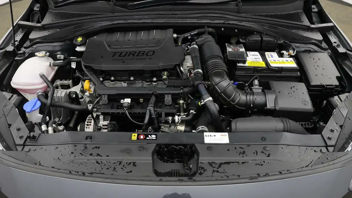 2023-kia-xceed-15-t-gdi-3-158bhp-big-18