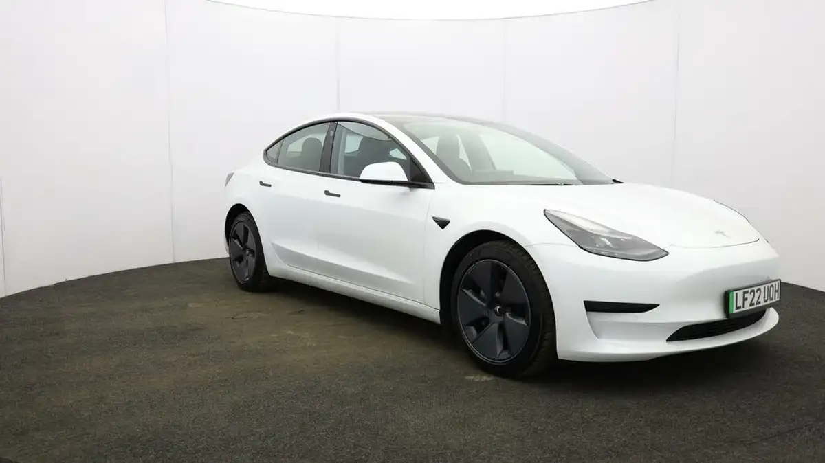 2021-tesla-model-3-e-standard-plus-big-28