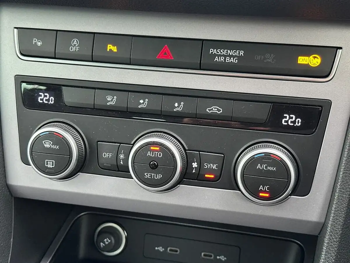 2022-seat-ateca-15-tsi-evo-fr-big-24