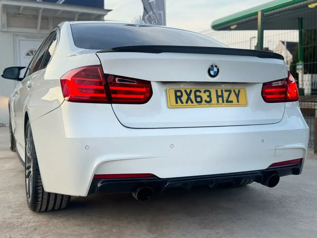 2013-bmw-3-series-20-328i-m-sport-ss-saloon-4d-big-26