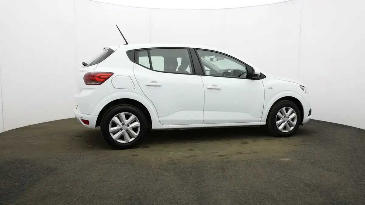 2023-dacia-sandero-10-tce-expression-90bhp-big-45