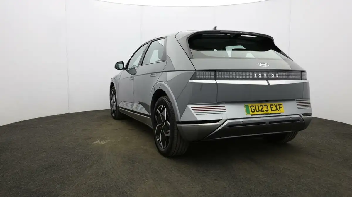 2023-hyundai-ioniq-5-e-premium-228ps-77kwh-rwd-big-26
