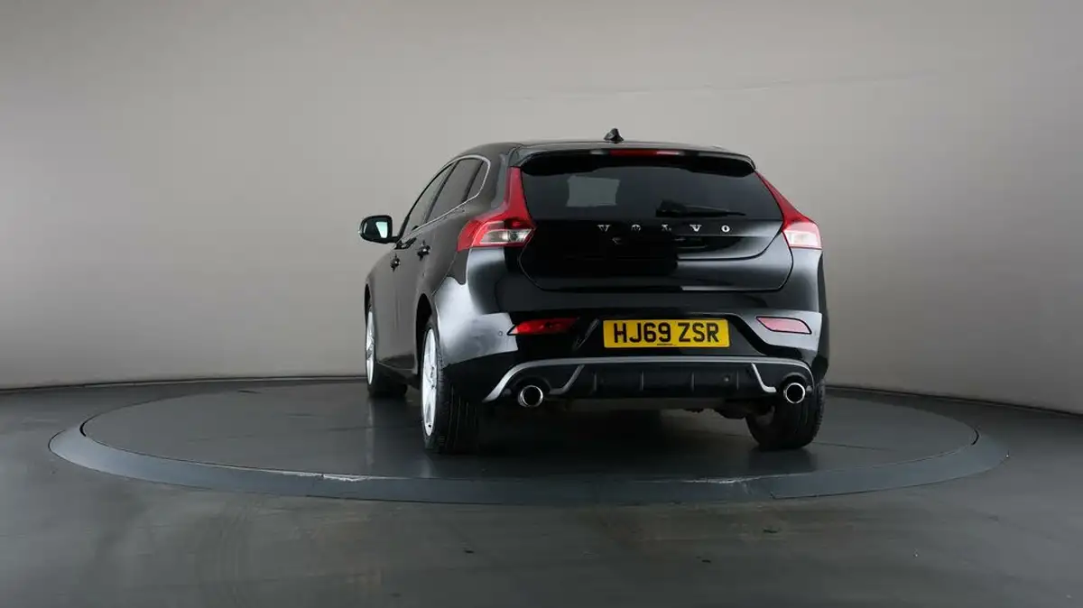 2019-volvo-v40-20td-d2-r-design-geartronic-big-42